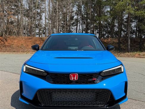 Used 2025 Honda Civic Type R image 9