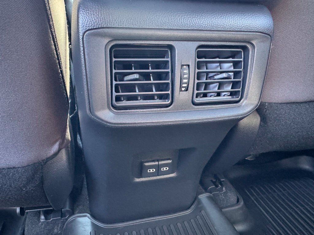 Used 2023 Toyota RAV4 XLE FWD image 16