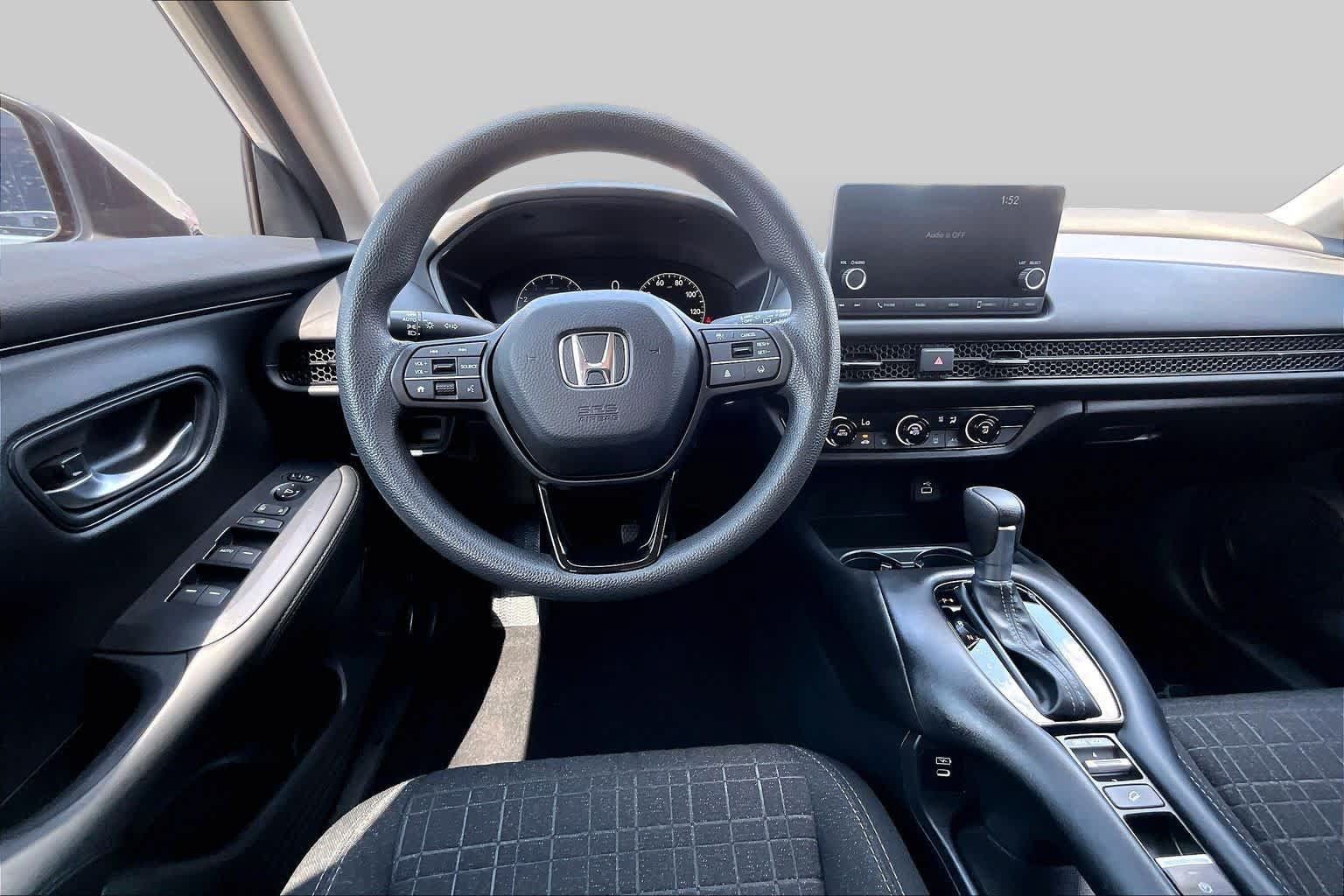 Used 2025 Honda HR-V LX image 6