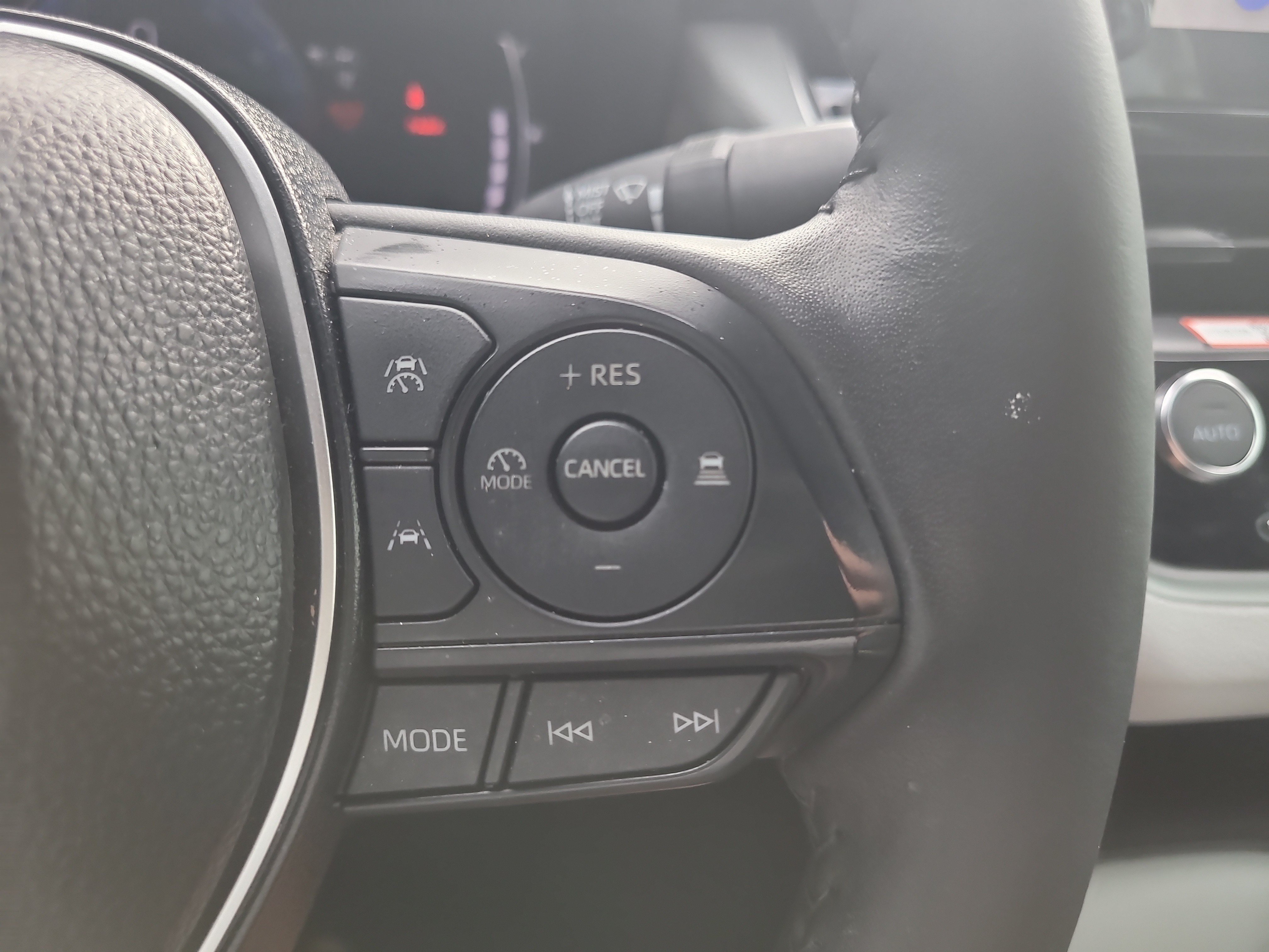 Certified 2026 Toyota Corolla SE FWD image 28