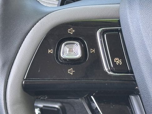 Used 2024 Lincoln Corsair Grand Touring w/ Equipment Group 301A image 18