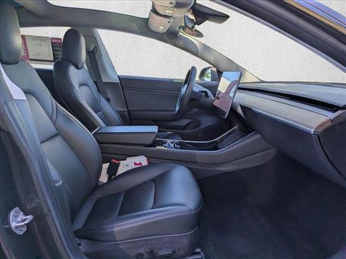 Used 2018 Tesla Model 3 Long Range image 21