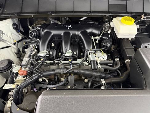 Used 2023 Nissan Pathfinder SV FWD image 35