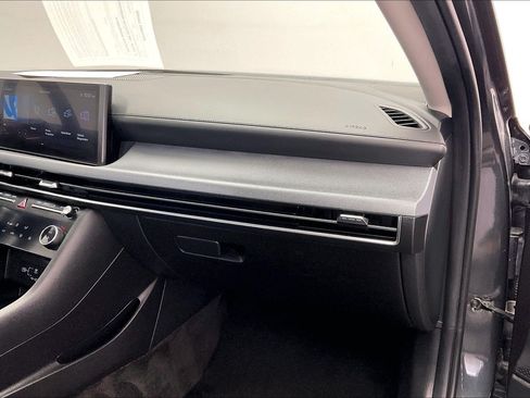 Used 2025 Hyundai Sonata SEL FWD image 14