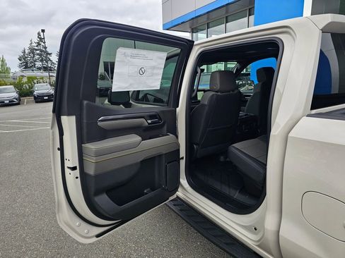 New 2026 Chevrolet Silverado 1500 ZR2 w/ LPO, Dark Essentials Package AWD/4WD image 16