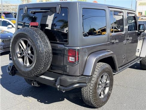 Used 2018 Jeep Wrangler Unlimited Sport image 39