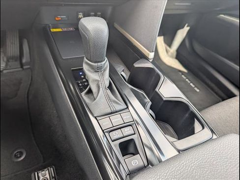 Used 2025 Toyota Camry LE image 13