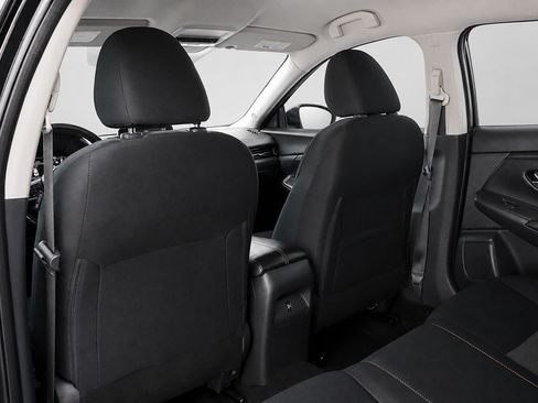 Used 2020 Nissan Sentra SR w/ Electronics Package FWD image 18