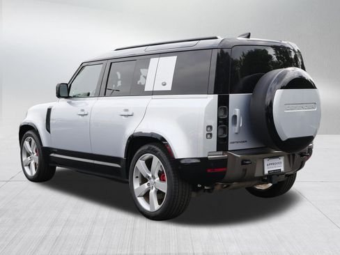 Certified 2024 Land Rover Defender 110 X AWD/4WD image 3