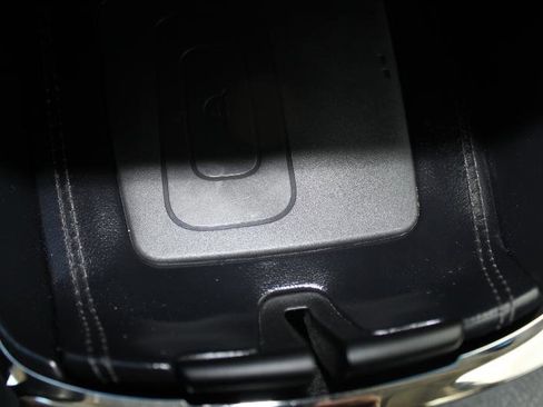 Used 2018 Toyota Avalon Touring image 34