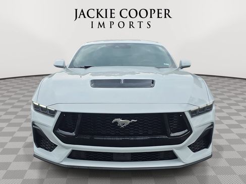 Used 2025 Ford Mustang GT Premium RWD image 2