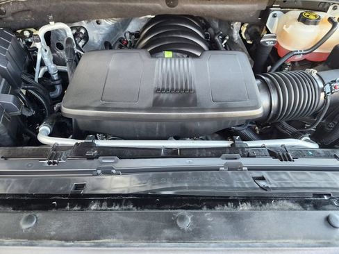 Used 2022 Chevrolet Silverado 1500 High Country w/ High Country Premium Package AWD/4WD image 32