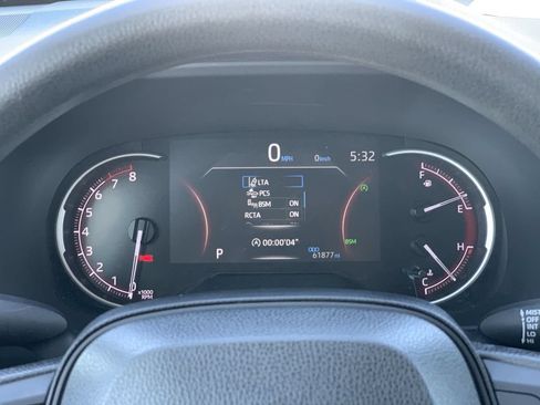 Used 2024 Toyota RAV4 XLE FWD image 8