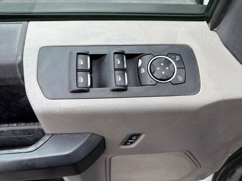 Used 2018 Ford F150 XL w/ Equipment Group 101A Mid RWD image 17