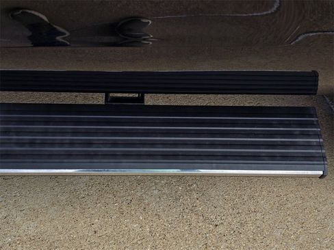 Used 2018 Ford Expedition Limited w/ Equipment Group 301A image 12