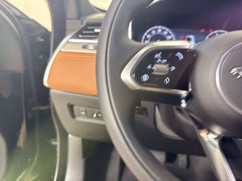 New 2026 Jaguar F-PACE R-Dynamic S AWD/4WD image 33