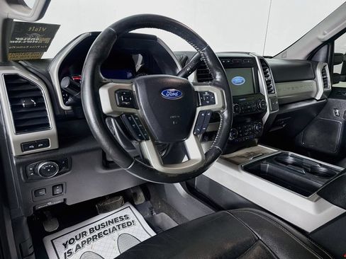 Used 2020 Ford F250 Lariat w/ Lariat Ultimate Package AWD/4WD image 9