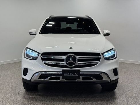 Used 2022 Mercedes-Benz GLC 300 4MATIC w/ Multimedia Package Lite image 2