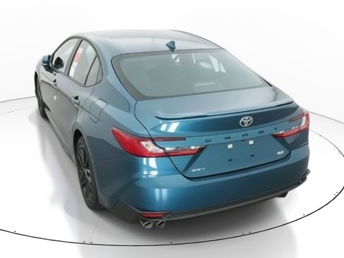 New 2026 Toyota Camry SE image 6