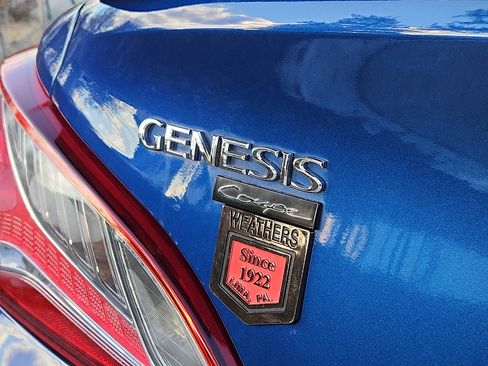 Used 2016 Hyundai Genesis Coupe 3.8 image 30