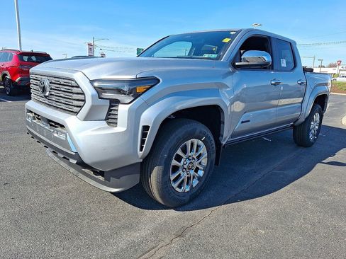 New 2026 Toyota Tacoma Limited AWD/4WD image 3