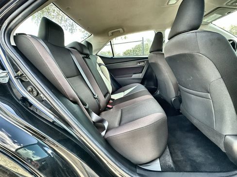 Used 2019 Toyota Corolla LE image 17