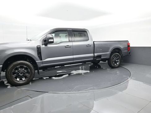 Used 2023 Ford F250 Lariat w/ Sport Appearance Package AWD/4WD image 5