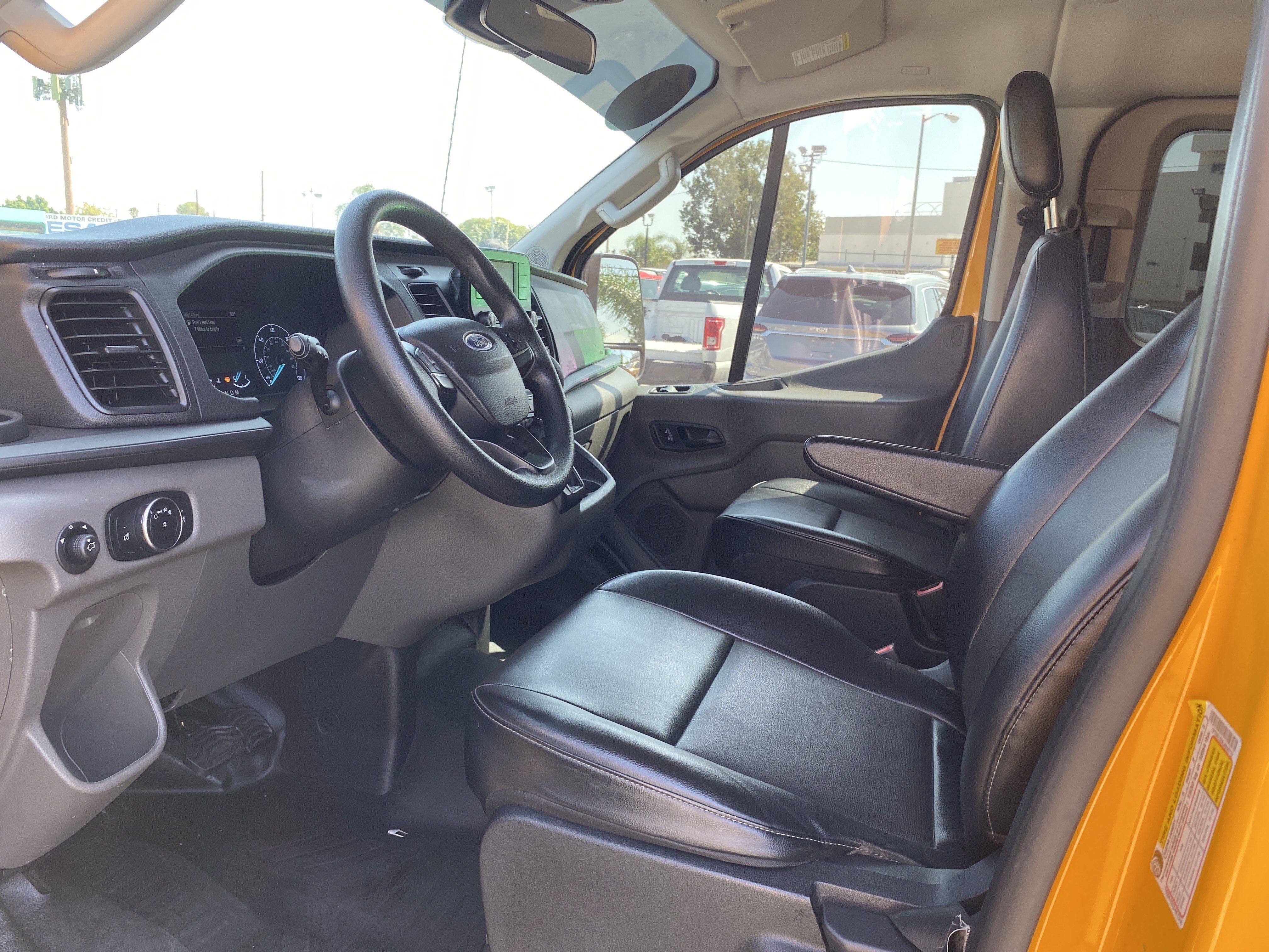 Used 2020 Ford Transit 250 130 Low Roof RWD image 13