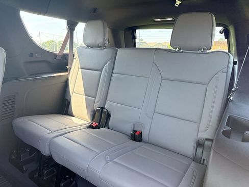 Used 2023 GMC Yukon XL SLT w/ SLT Luxury Package AWD/4WD image 20