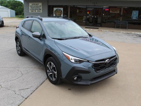 Used 2024 Subaru Crosstrek 2.0i Premium AWD/4WD image 47