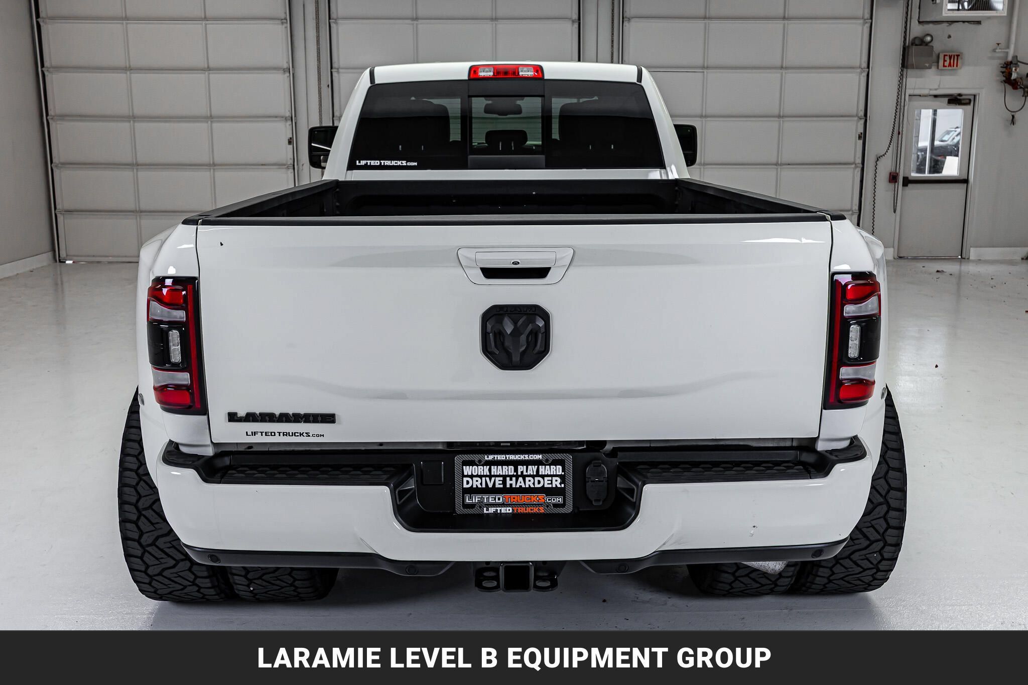 Used 2024 RAM 3500 Laramie w/ Night Edition AWD/4WD image 7