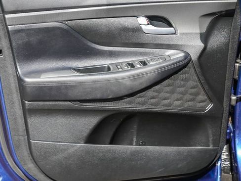 Used 2019 Hyundai Santa Fe SE AWD/4WD image 23