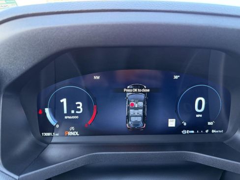 Used 2025 Ford Explorer ST-Line w/ ST-Line Street Pack image 14