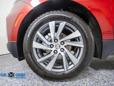 Used 2024 Chevrolet Equinox LT FWD image 43