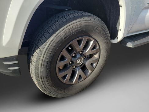 Certified 2023 Toyota Tacoma SR5 image 30