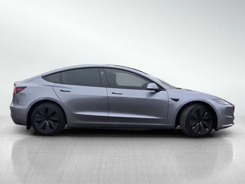Used 2024 Tesla Model 3 Standard Range RWD image 3