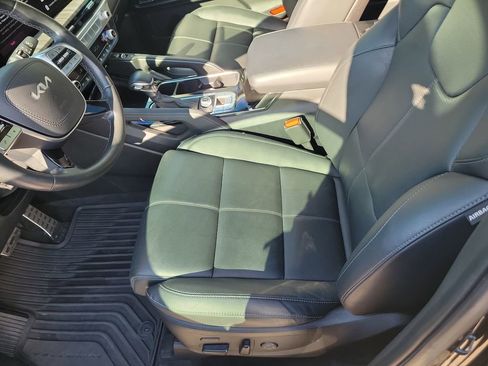 Used 2023 Kia Telluride SX image 19