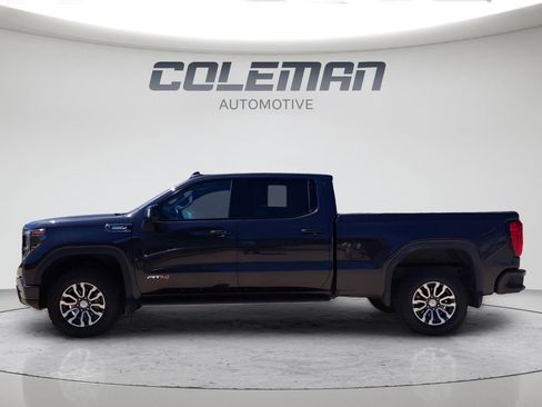 Used 2022 GMC Sierra 1500 AT4 w/ AT4 Premium Package AWD/4WD image 2