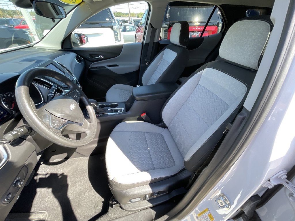Certified 2024 Chevrolet Equinox LS w/ LS Convenience Package FWD image 18