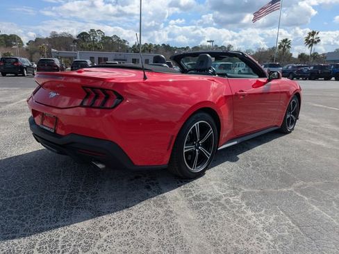 Used 2024 Ford Mustang Premium image 7