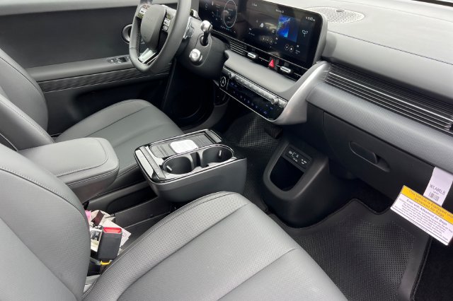 New 2027 Hyundai Ioniq 5 SEL AWD/4WD image 15
