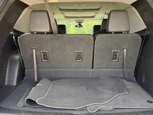 Used 2020 Chevrolet Traverse Premier AWD/4WD image 30