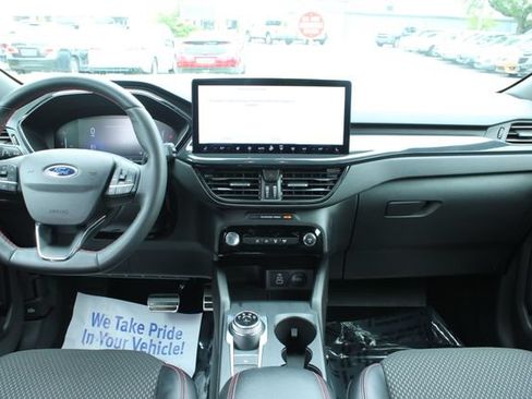 Used 2024 Ford Escape ST-Line w/ Tech Pack #1 AWD/4WD image 16