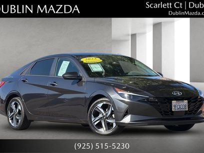 Used 2023 Hyundai Elantra SEL w/ Convenience Package