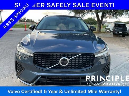 Certified 2024 Volvo XC60 B5 Core AWD/4WD image 3