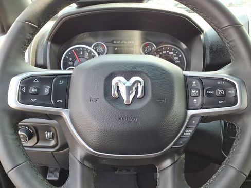 Used 2025 RAM 2500 Big Horn AWD/4WD image 5