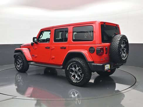 Used 2025 Jeep Wrangler Unlimited Sahara AWD/4WD image 8