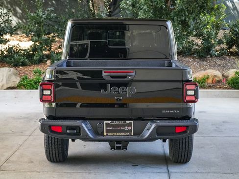 New 2026 Jeep Gladiator Sport image 5