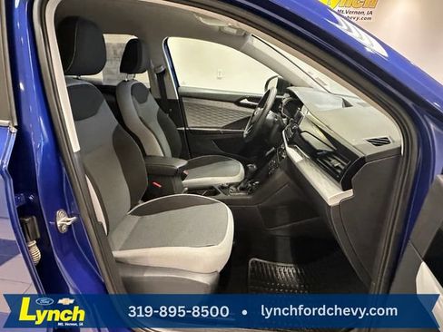 Used 2022 Volkswagen Taos S image 6