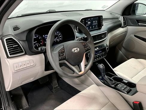 Used 2021 Hyundai Tucson SEL FWD image 16